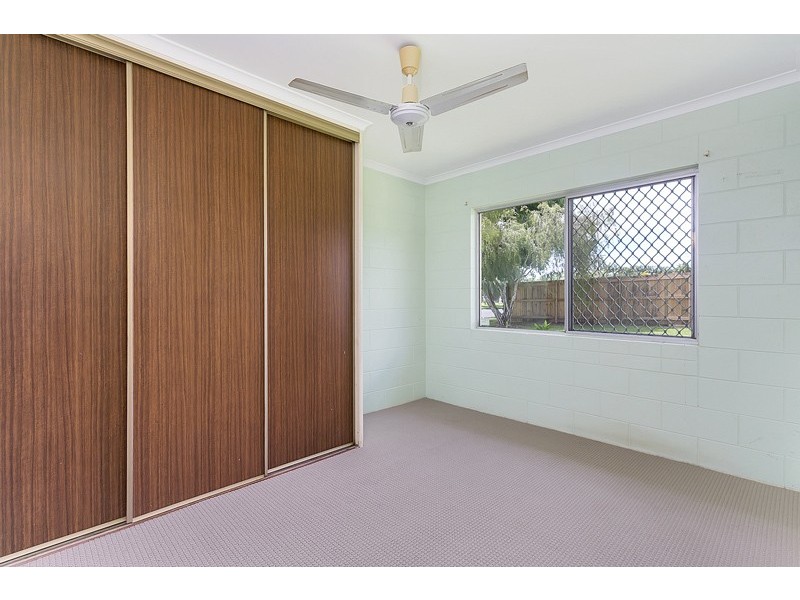 1/25 Armbrust Street, Manoora QLD 4870