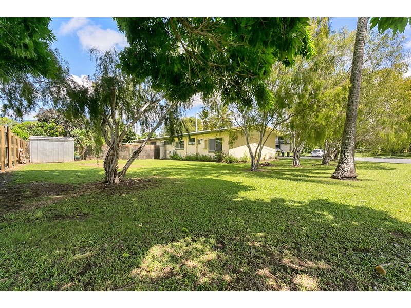 1/25 Armbrust Street, Manoora QLD 4870