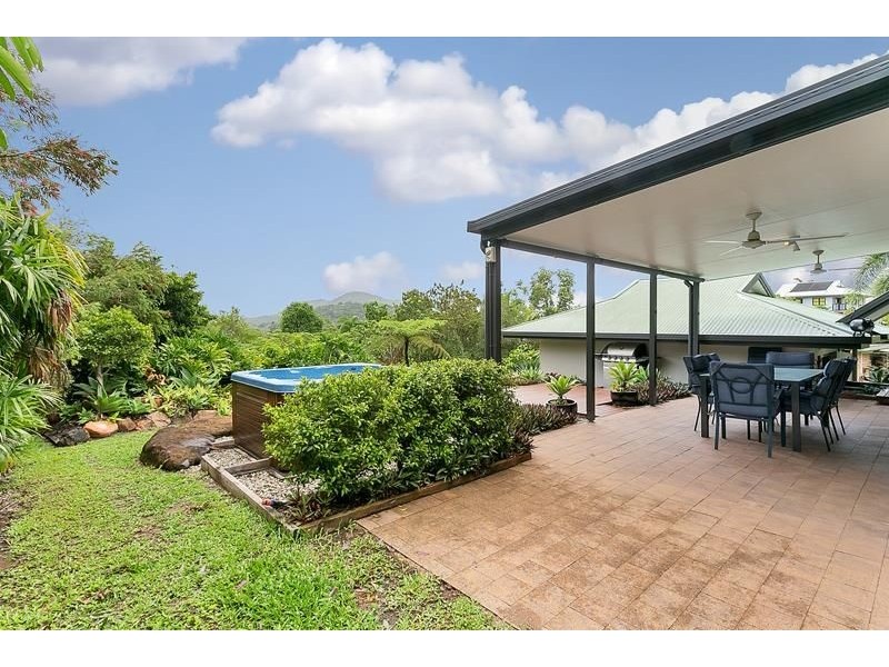 22 Eugenia Close, Redlynch QLD 4870