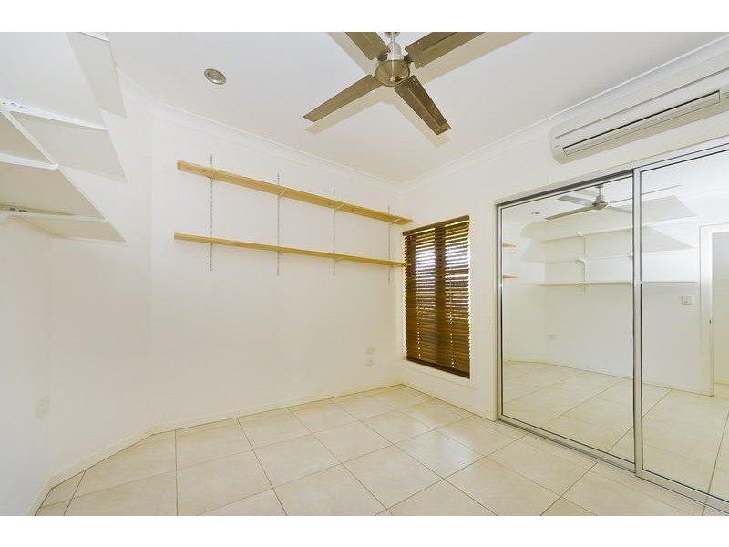 64 Norfolk Circuit, Redlynch QLD 4870