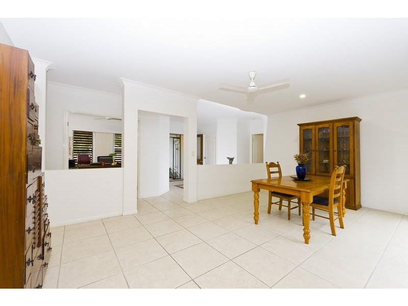 7 Sago Close, Palm Cove QLD 4879