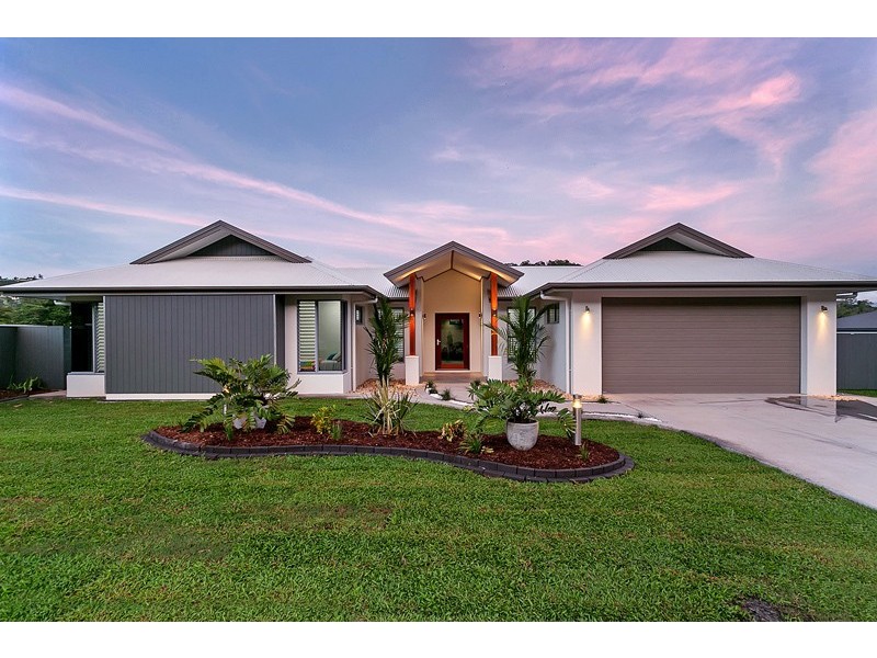 12 Rainbow Street, Kanimbla QLD 4870