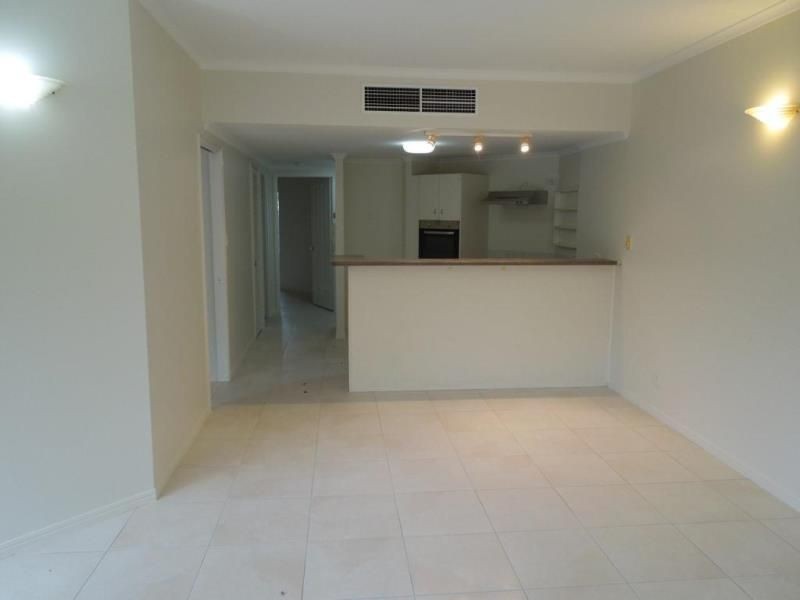 10/34 Lily Street, Cairns North QLD 4870