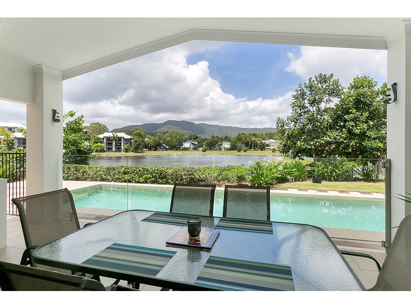 4 Lagoon Drive, Trinity Beach QLD 4879