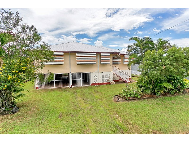 18 Cominos Place, Manunda QLD 4870