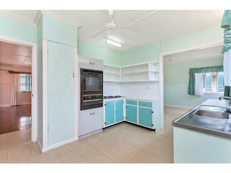 18 Cominos Place, Manunda QLD 4870