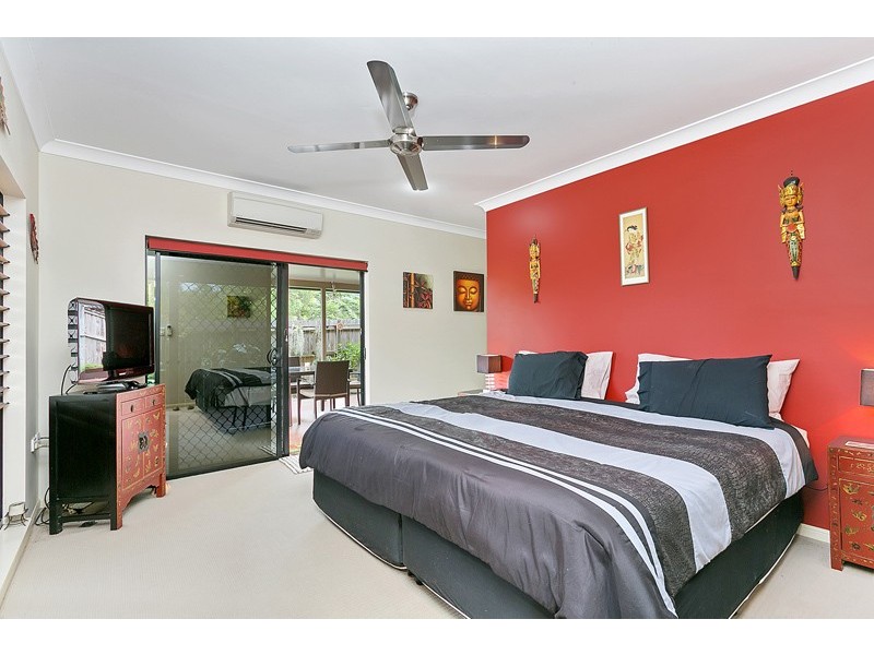 8 Floreat Close, Kewarra Beach QLD 4879