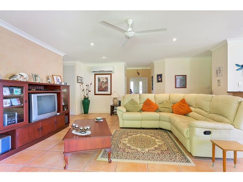 13 Villa Street, Bayview Heights QLD 4868