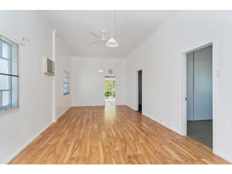 333 McLeod Street, Cairns North QLD 4870