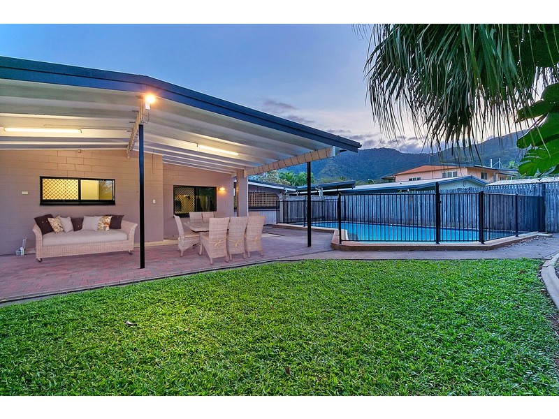 4 Carroo Street, Bayview Heights QLD 4868
