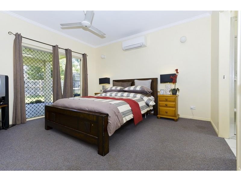 1 Picnic Street, White Rock QLD 4868