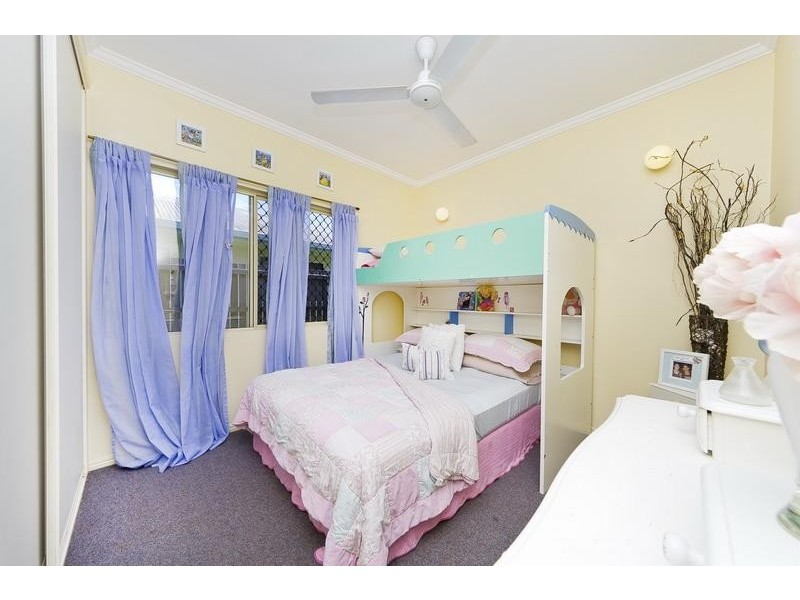 1 Picnic Street, White Rock QLD 4868