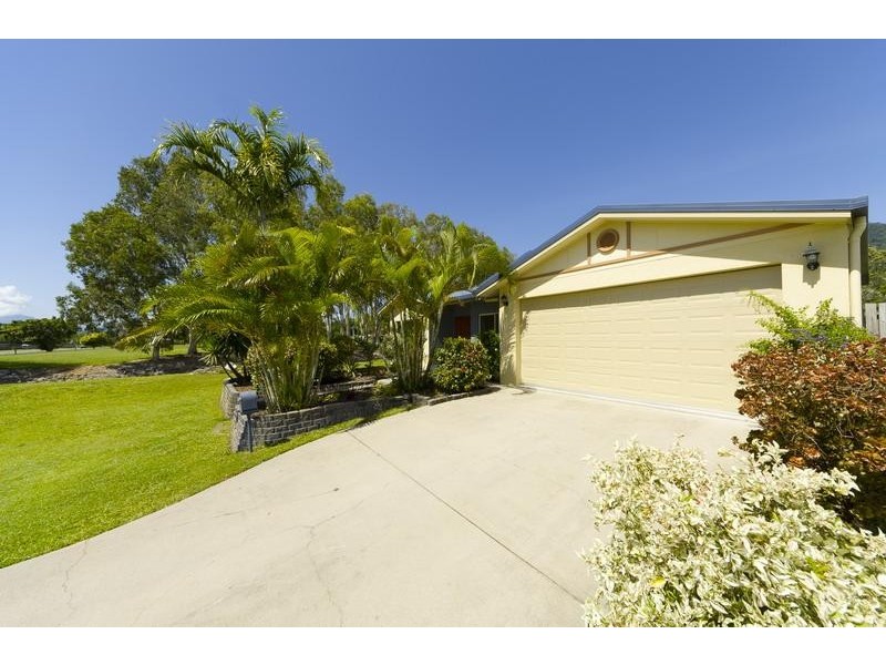 1 Picnic Street, White Rock QLD 4868
