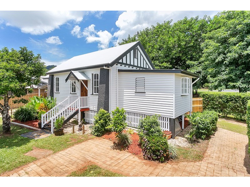 25 Vallely Street, Freshwater QLD 4870