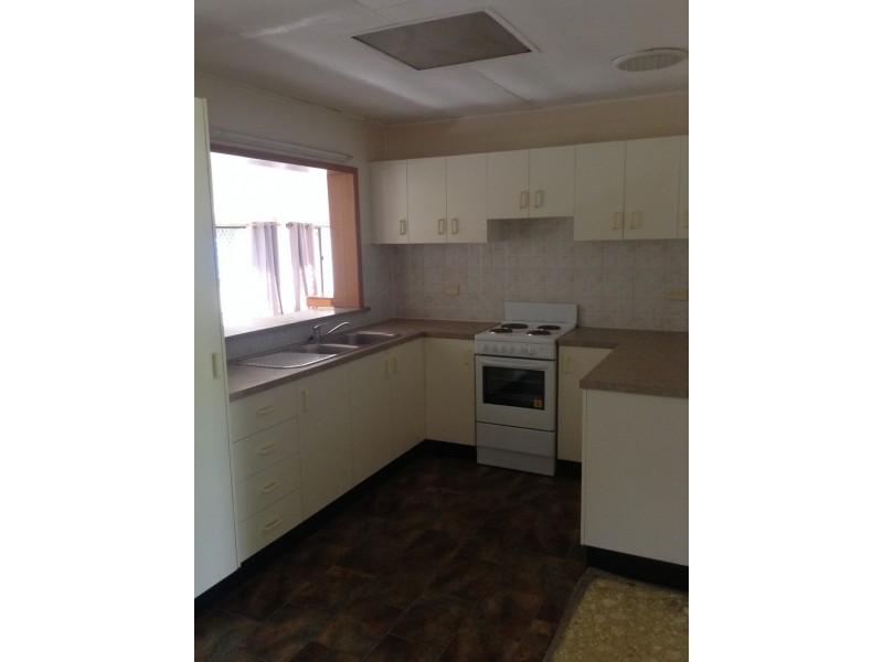 3 Arrunga Close, Woree QLD 4868