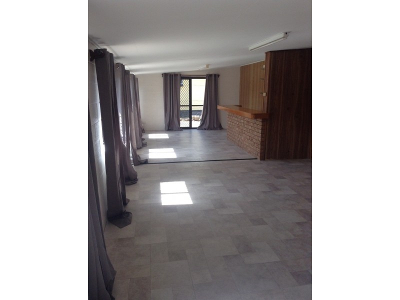 3 Arrunga Close, Woree QLD 4868