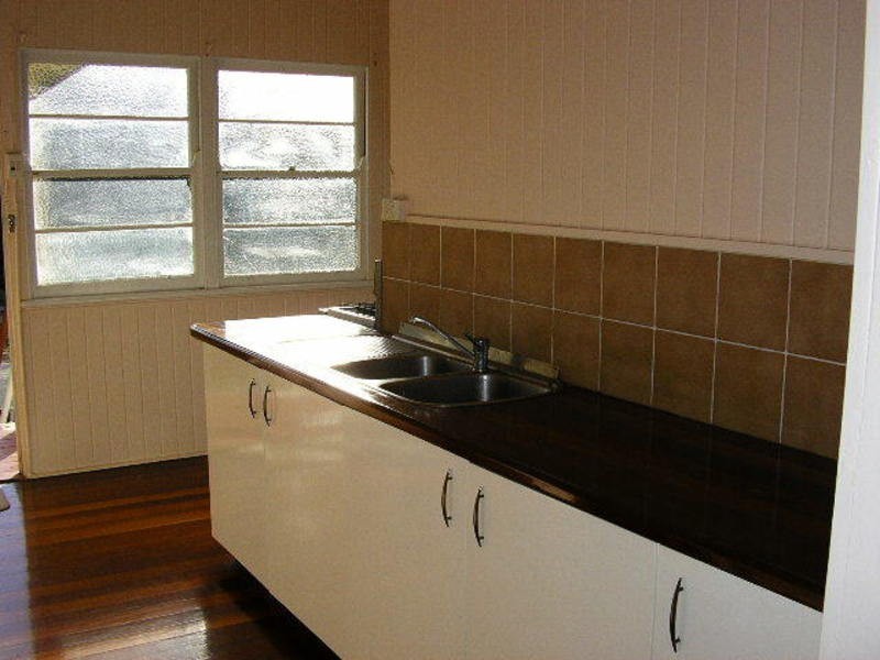 206 Fearnley Street, Parramatta Park QLD 4870