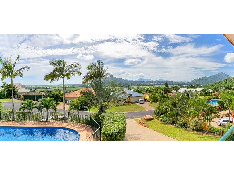 9 Alstonia Close, Redlynch QLD 4870