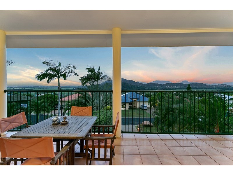 9 Alstonia Close, Redlynch QLD 4870