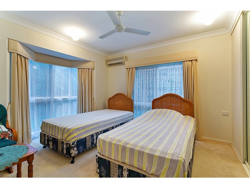 9 Alstonia Close, Redlynch QLD 4870