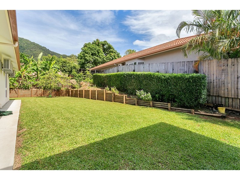 9 Alstonia Close, Redlynch QLD 4870