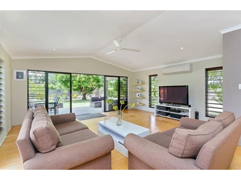 28 Derby Street, Yorkeys Knob QLD 4878