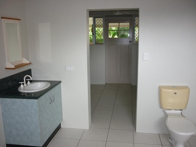 65 Hollywood Boulevard, White Rock QLD 4868