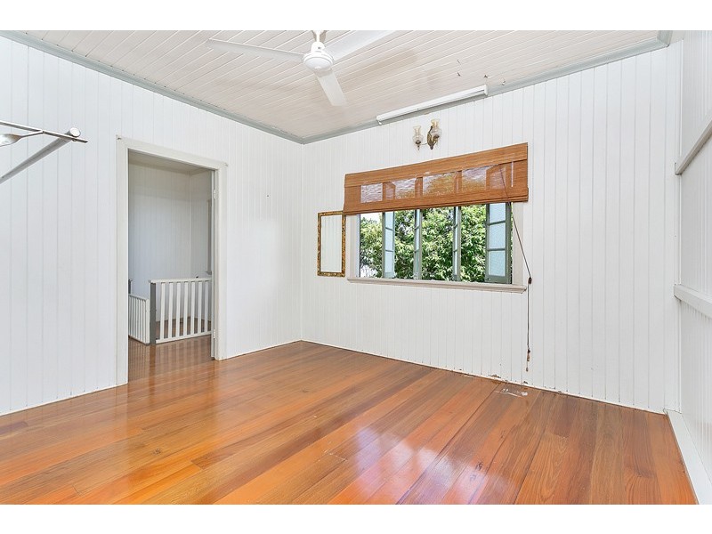 422 Kamerunga Road, Redlynch QLD 4870