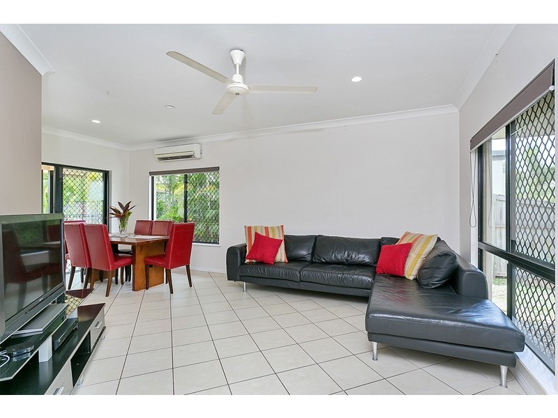 19 Mia Street, Kewarra Beach QLD 4879