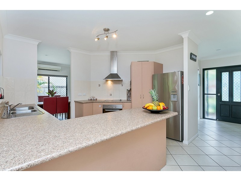 19 Mia Street, Kewarra Beach QLD 4879