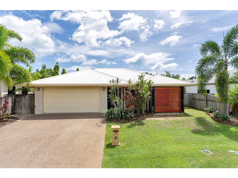 19 Mia Street, Kewarra Beach QLD 4879