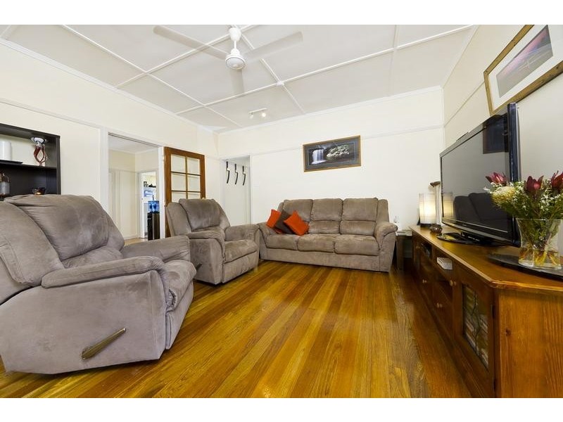 9 George Street, Earlville QLD 4870