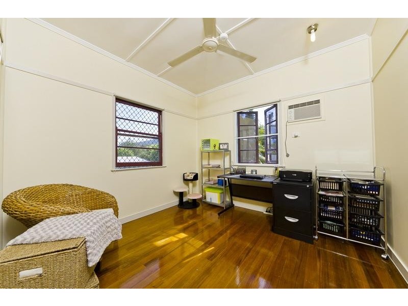 9 George Street, Earlville QLD 4870
