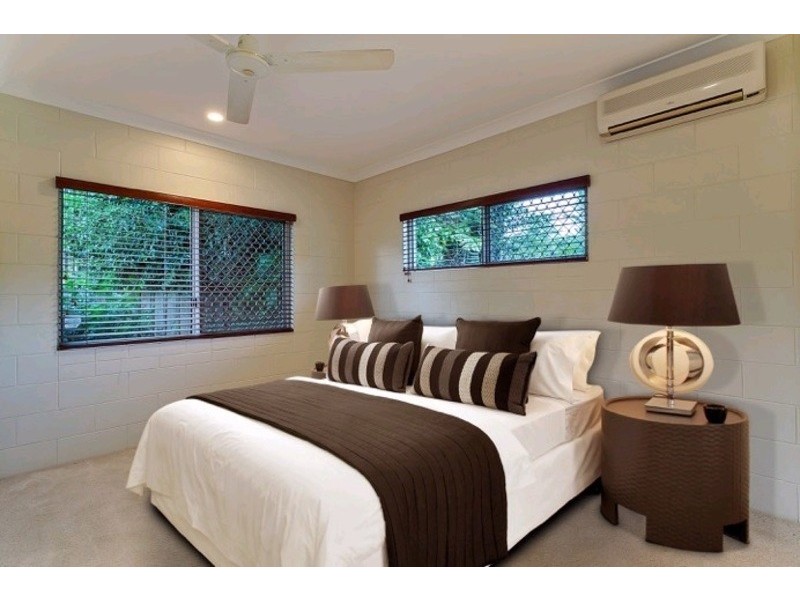 28 Satinash Close, Redlynch QLD 4870
