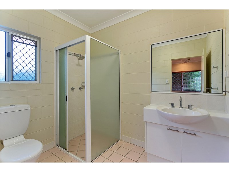 28 Satinash Close, Redlynch QLD 4870