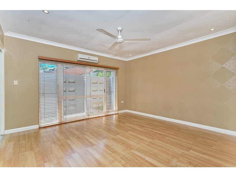 246 Robert Road, Bentley Park QLD 4869