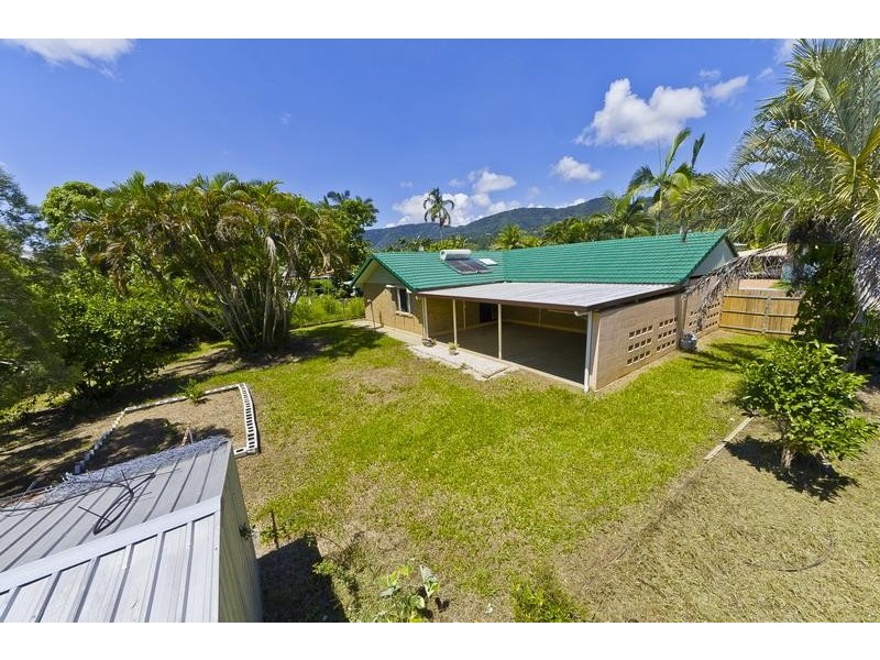 26 Pepperina Street, Mooroobool QLD 4870