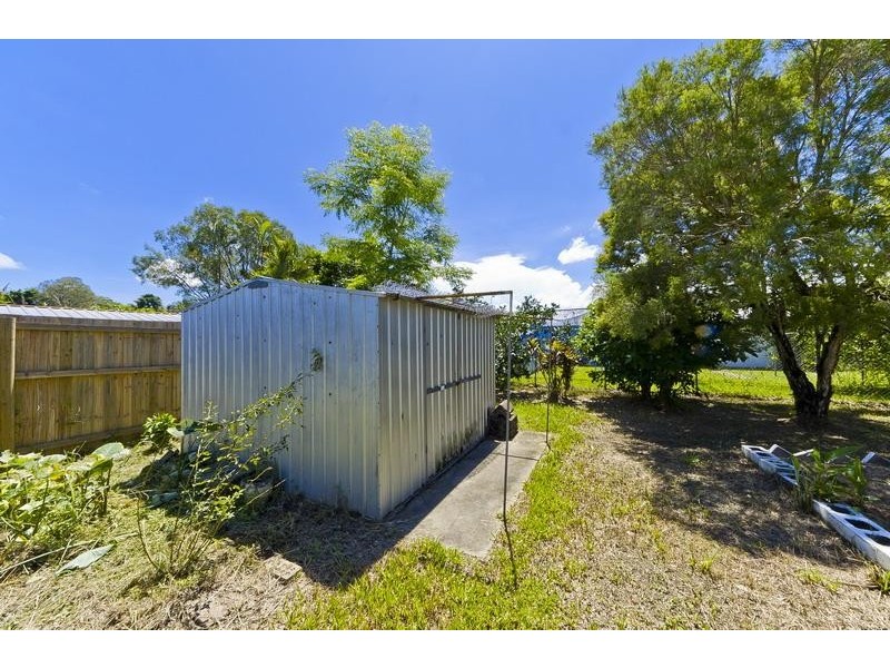 26 Pepperina Street, Mooroobool QLD 4870