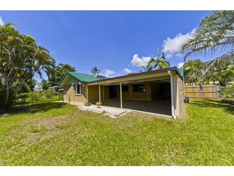 26 Pepperina Street, Mooroobool QLD 4870