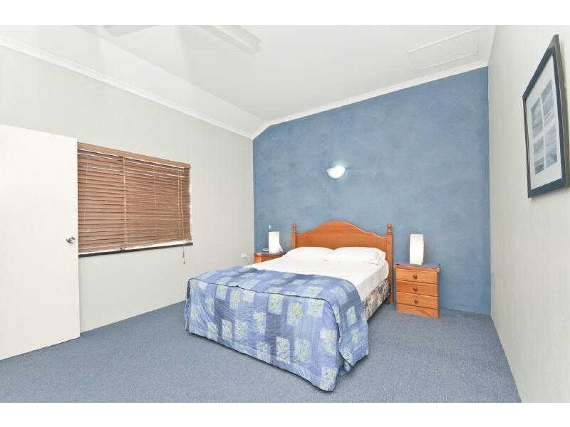 14/239 Lake Street, Cairns QLD 4870