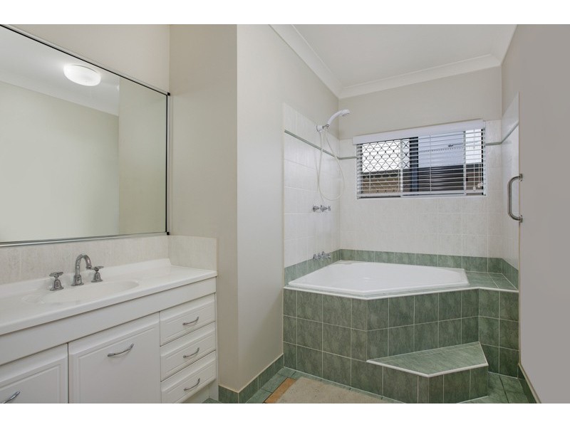 42 Orton Avenue, Kewarra Beach QLD 4879