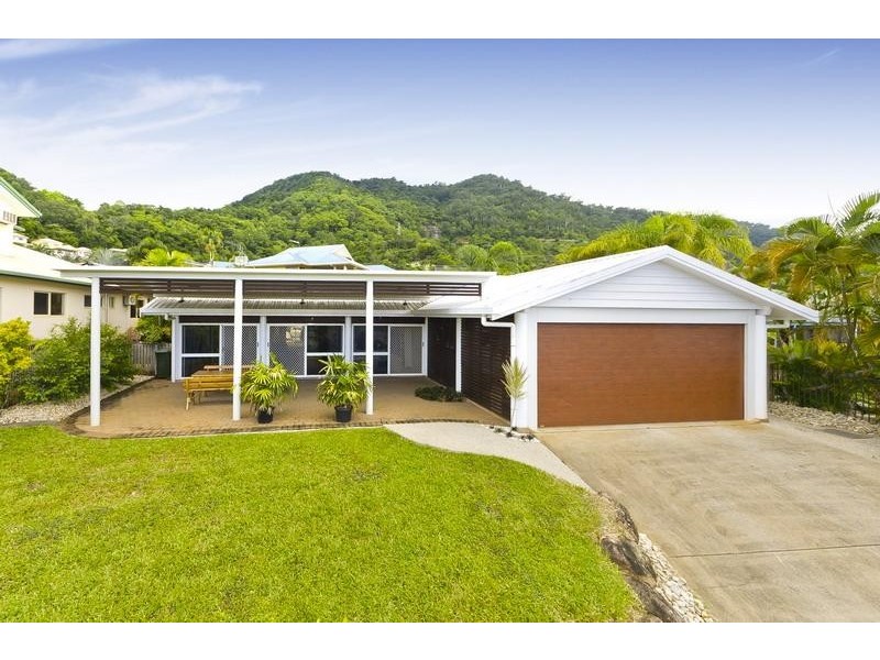 2 Tanganelli Close, Kanimbla QLD 4870