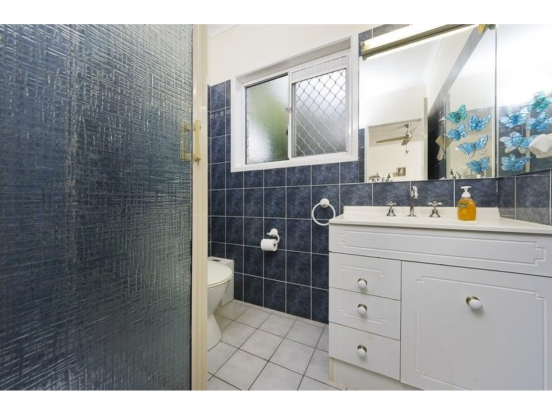 2 Tanganelli Close, Kanimbla QLD 4870
