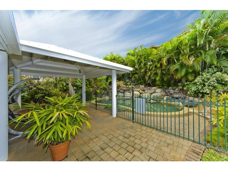 2 Tanganelli Close, Kanimbla QLD 4870