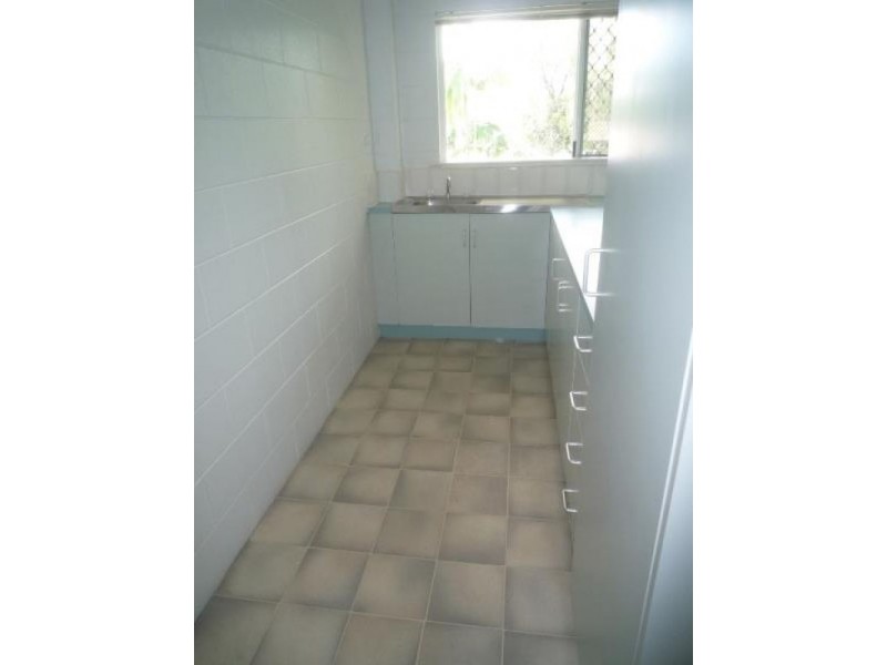 12/10 Springfield Crescent, Manoora QLD 4870