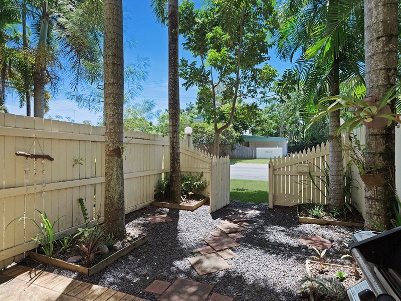 4/35 Rutherford Street, Yorkeys Knob QLD 4878