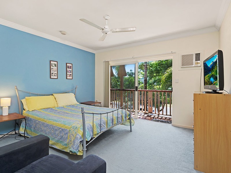 4/35 Rutherford Street, Yorkeys Knob QLD 4878