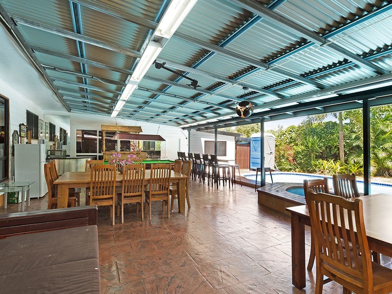 9-13 Oleander Street, Holloways Beach QLD 4878