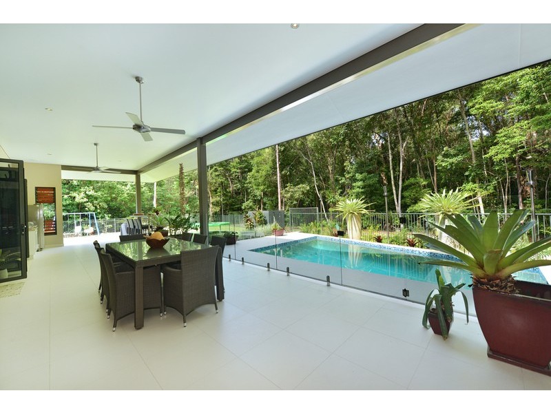 30 Litara Court, Palm Cove QLD 4879