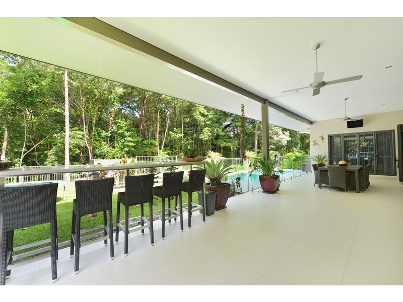 30 Litara Court, Palm Cove QLD 4879